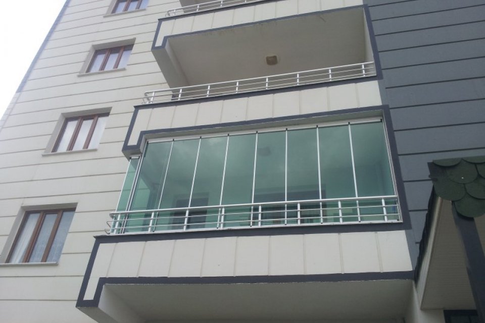 Katlanır Cam Balkon Sistemleri